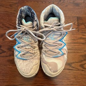 Nike Kybrid S2 ‘Desert Camo’.